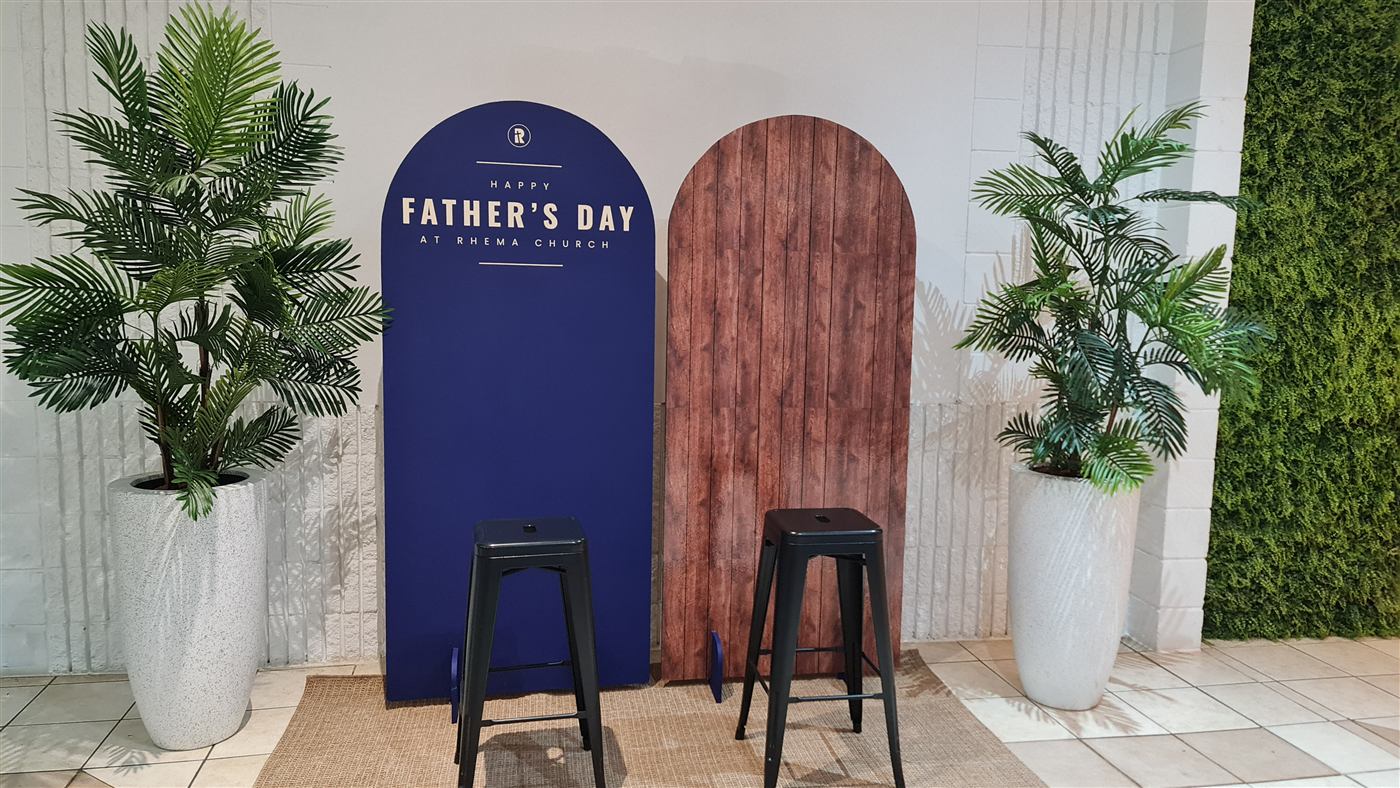 Father's Day event photo booth arch backdrops