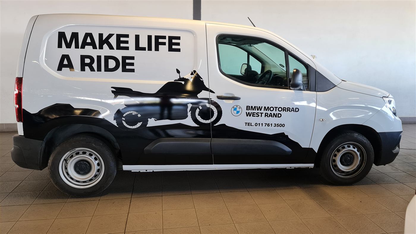 Brandcurve vehicle wrap production for BMW Motorrad West Rand